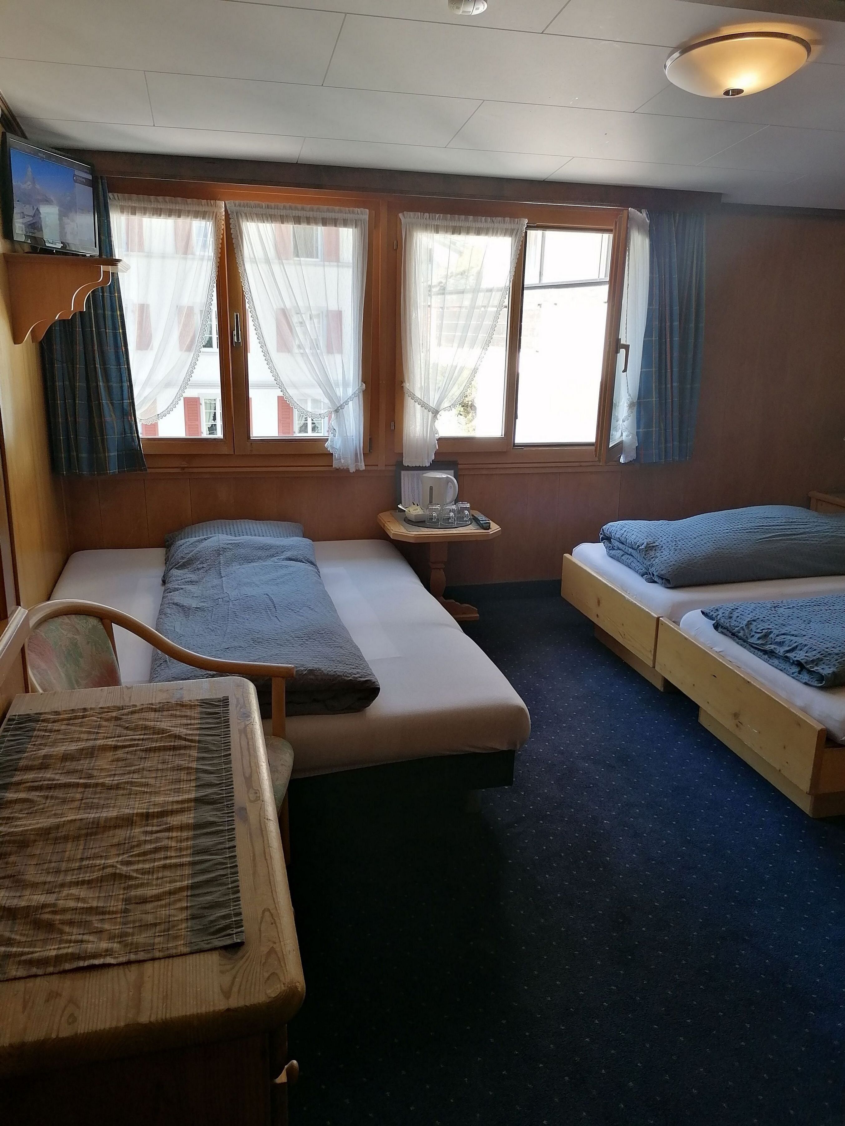 Foto - Petit Helvetia Budget Hotel