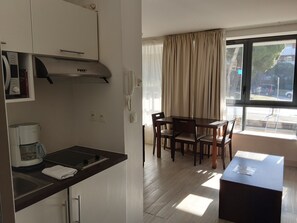 Classic Apartment | Living area | LCD TV - Residence Calypso (Marseille)