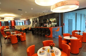 Restaurant - B&B Home Lyon Centre Berthelot (Lyon)