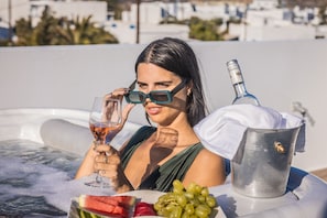 Panoramic Room, Hot Tub, Sea View | Terrace/patio - En Milo (Milos)