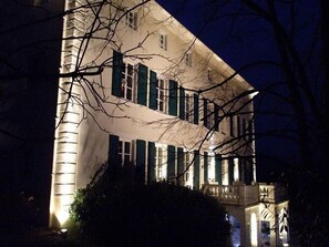 Exterior - Le Domaine de la Colombière (Moissieu-sur-Dolon)