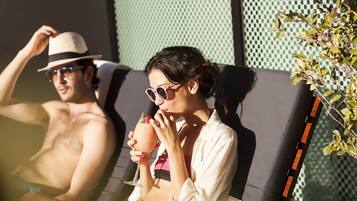 Seasonal outdoor pool, pool umbrellas