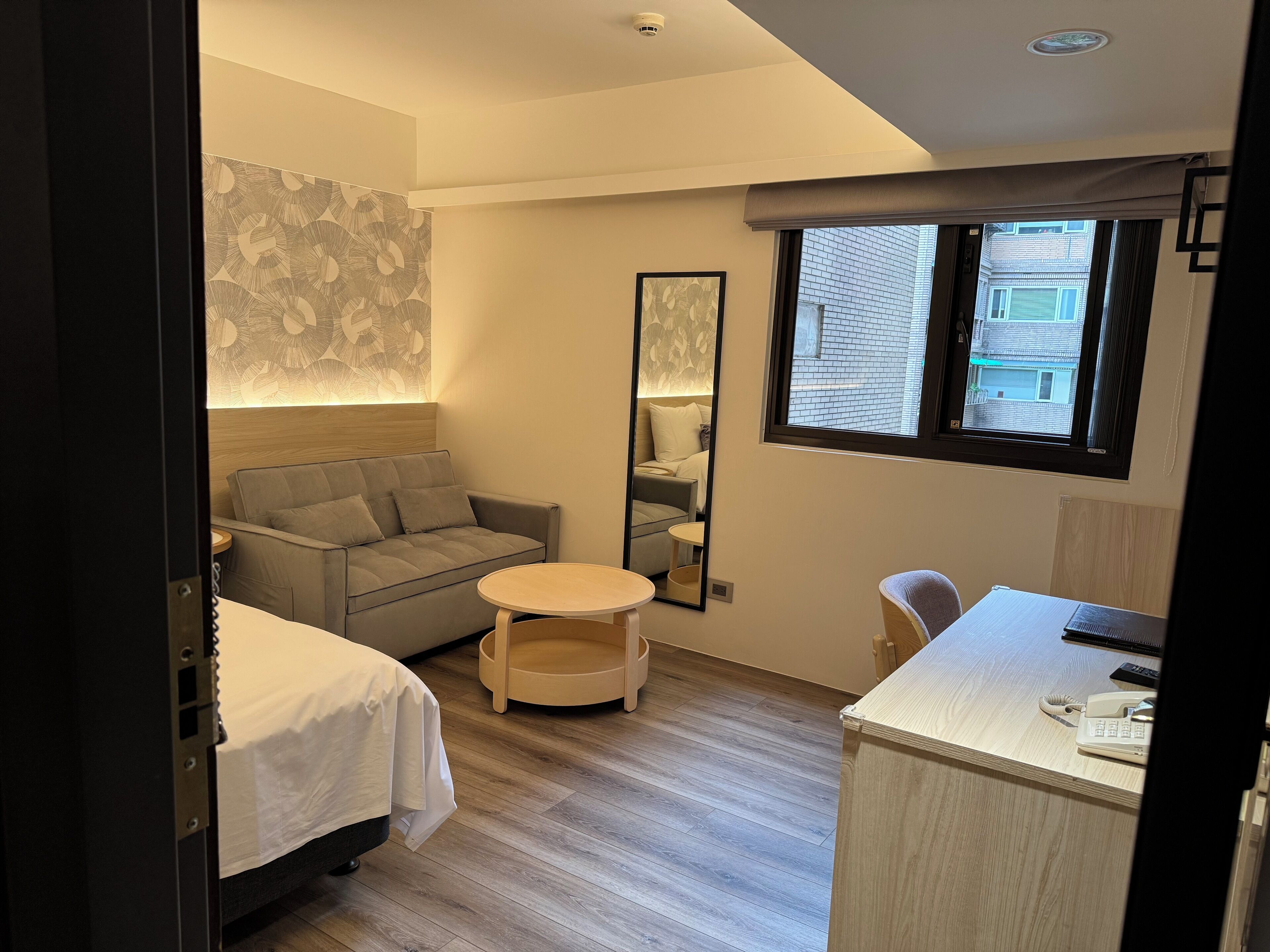 deluxe twin room, 2 double beds | down duvets, free minibar, in-room safe, desk