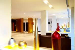 Lobby - The Kris Resort (Choeng Thale)