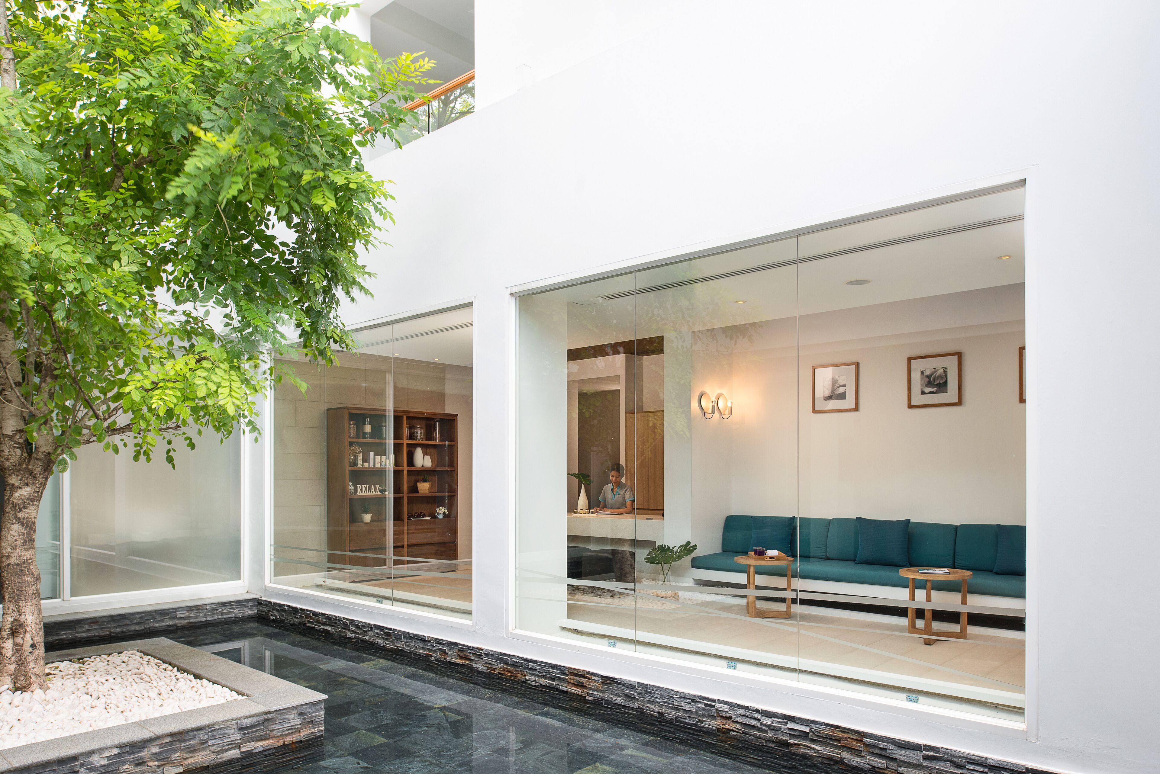 couples treatment room(s), steam room, body treatments, aromatherapy