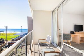 Executive Room, 1 King Bed, Balcony | View from room