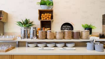 Desayuno continental todos los días (con cargo)