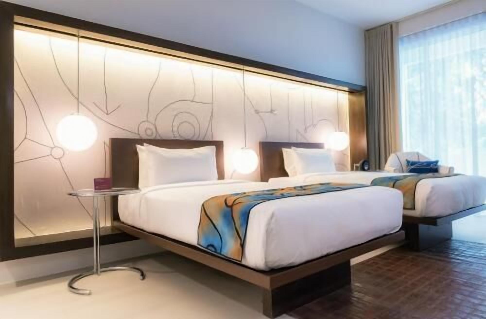 Minibar, in-room safe, individually decorated, individually furnished