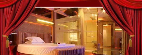 Premium bedding, down comforters, memory foam beds, minibar - Ying Ge Hai Holiday (Guangzhou)