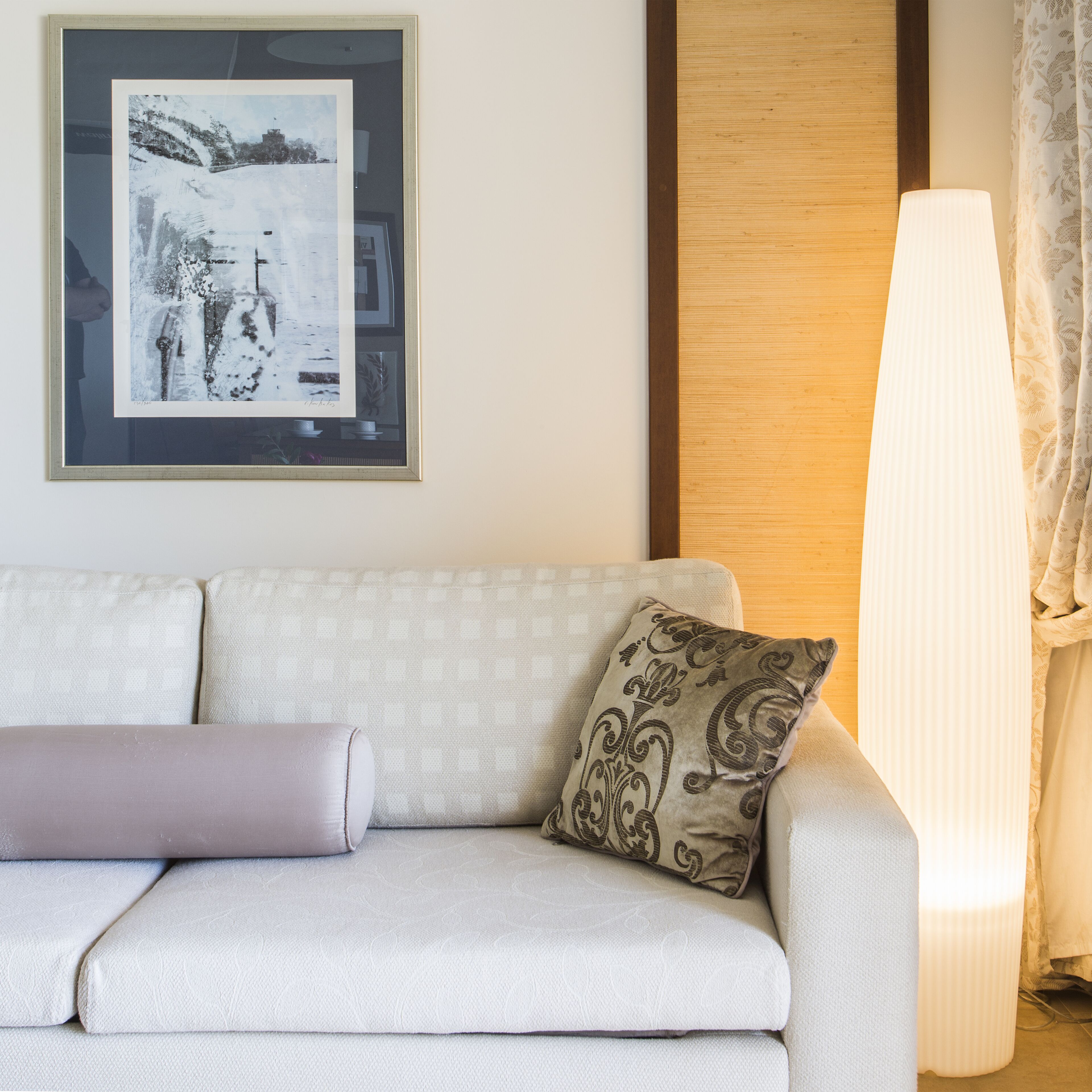 suite, beachfront (olympia) | living area | tv