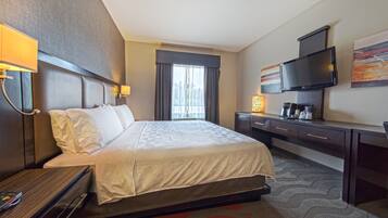 Minibar, desk, laptop workspace, blackout drapes