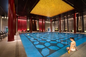 Indoor pool - Hideabay Resort Fuxian Lake (Yuxi)