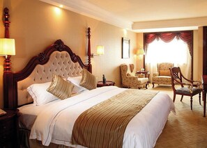 Desk, blackout drapes, iron/ironing board, free WiFi