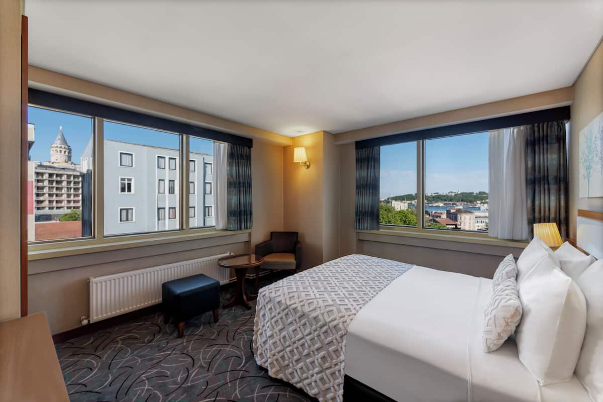 Double or Twin Room City View | View from room