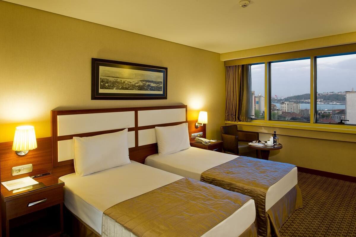 Minibar, in-room safe, desk, blackout drapes