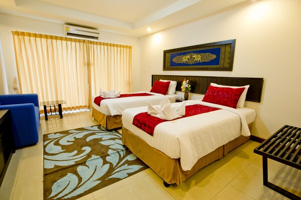 1 bedroom, Egyptian cotton sheets, premium bedding, pillow-top beds