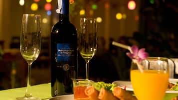 Breakfast, lunch, dinner served; pool views