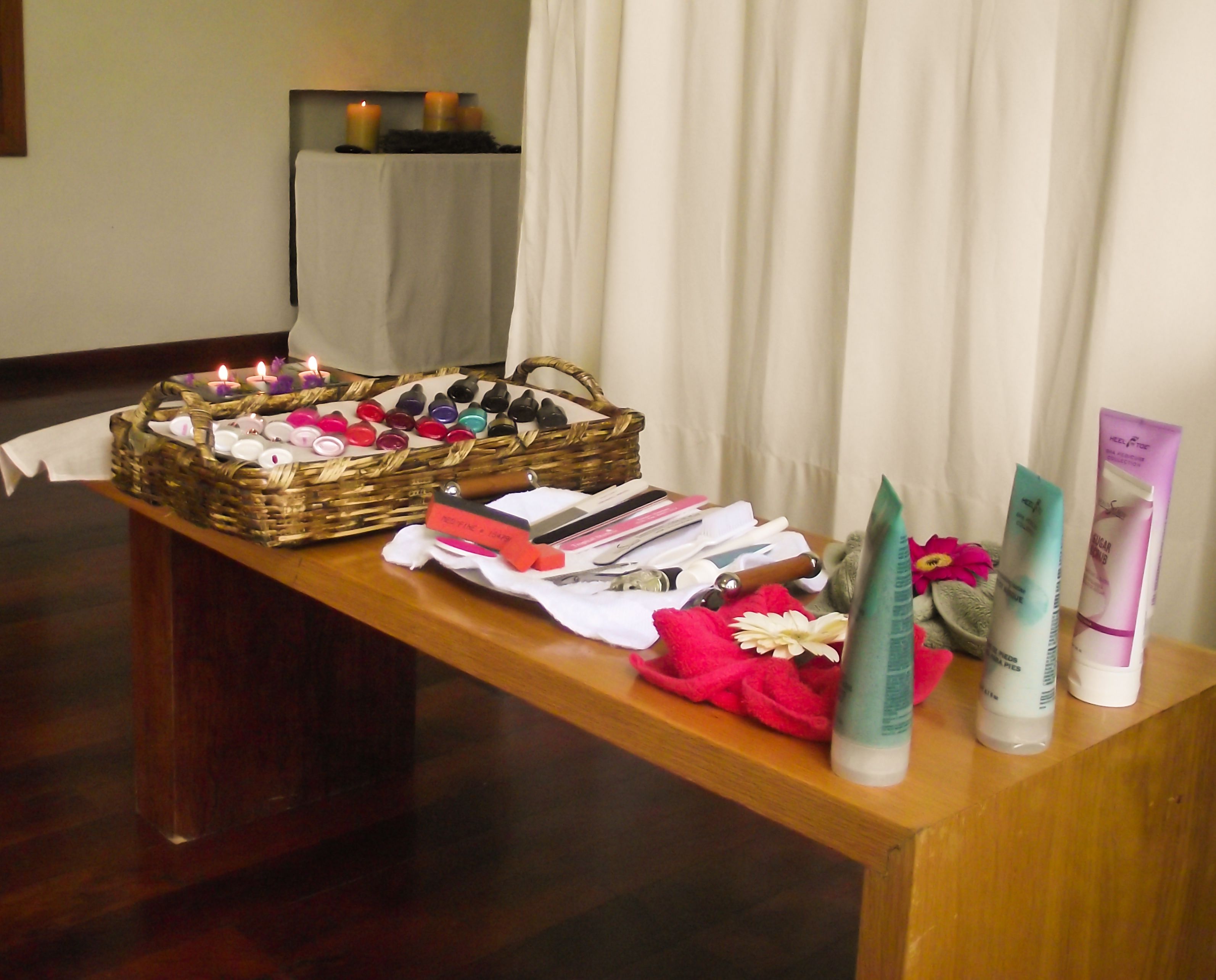 couples treatment room(s), aromatherapy, hot stone massages