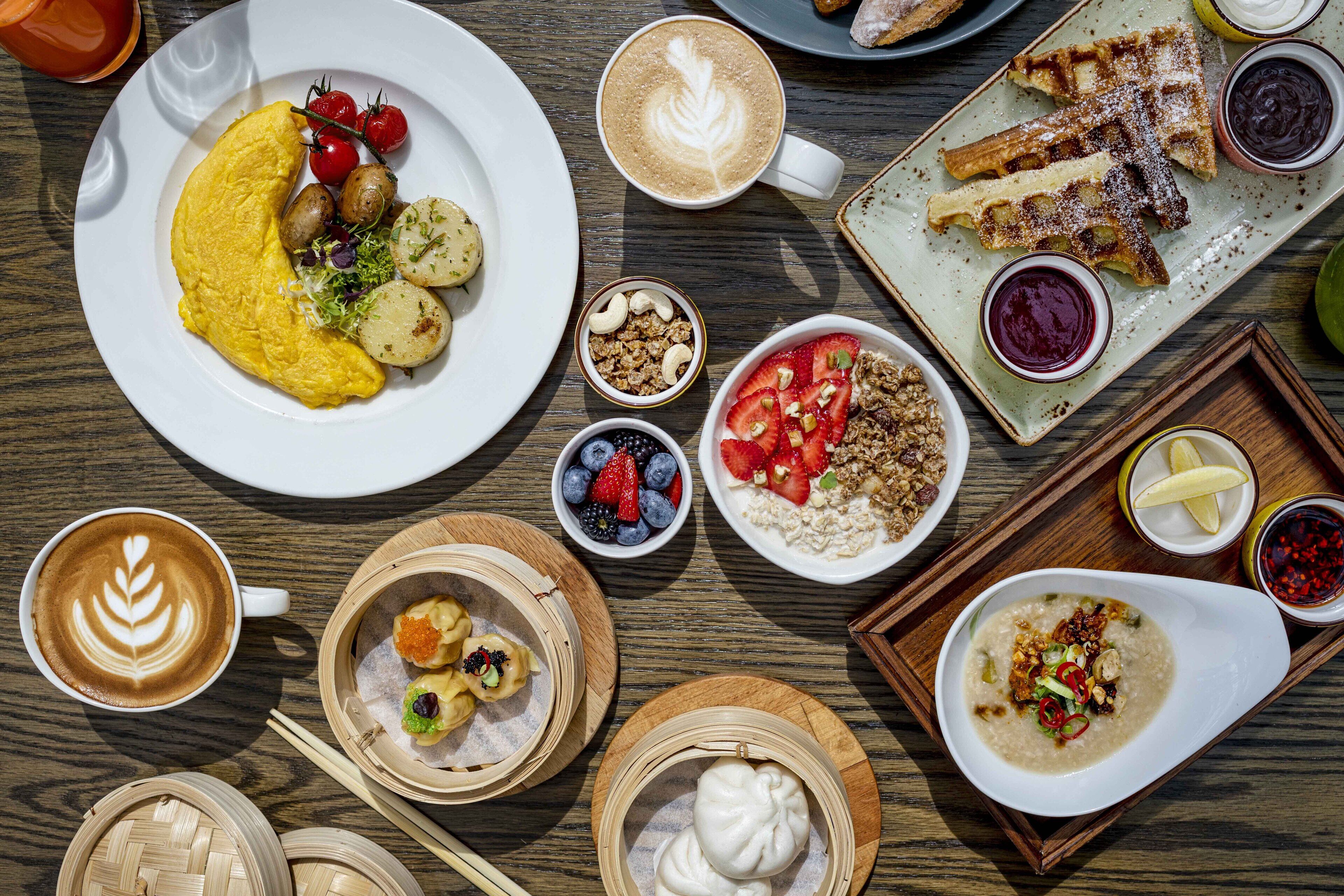 Desayuno buffet (QAR 120 por persona) 