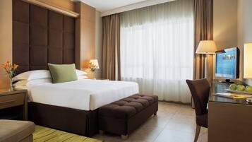 Daunenbettdecken, Pillowtop-Betten, Minibar, Zimmersafe