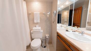 Ensemble douche/baignoire, baignoire relaxante profonde