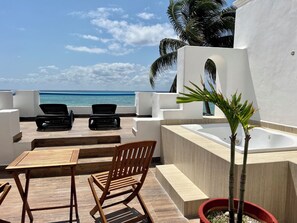 Honeymoon Room with Jacuzzi and Terrace | Terrace/patio - Pelicano Inn Playa del Carmen - Beachfront Hotel (Playa del Carmen)