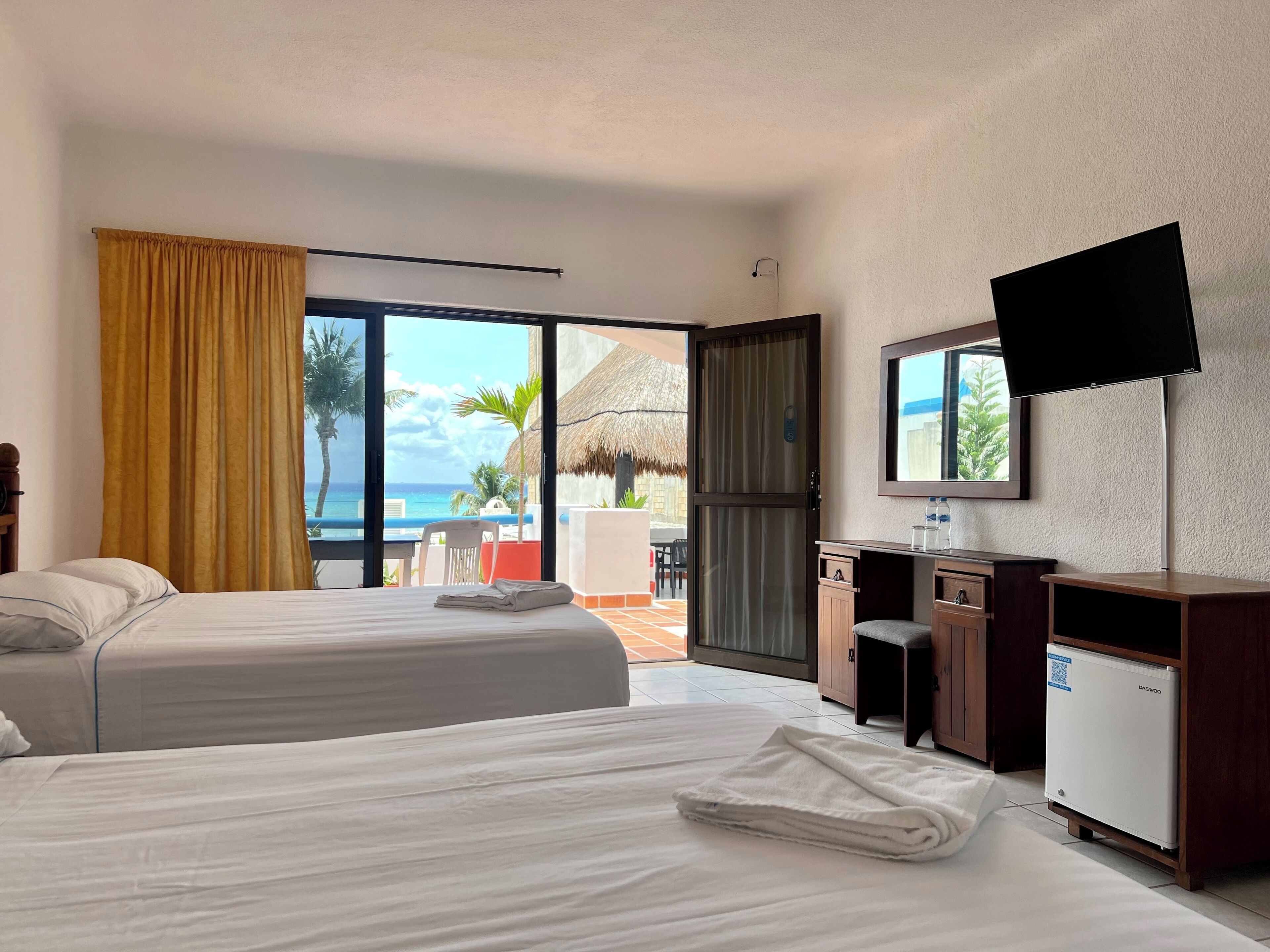 Foto - Pelicano Inn Playa del Carmen - Beachfront Hotel