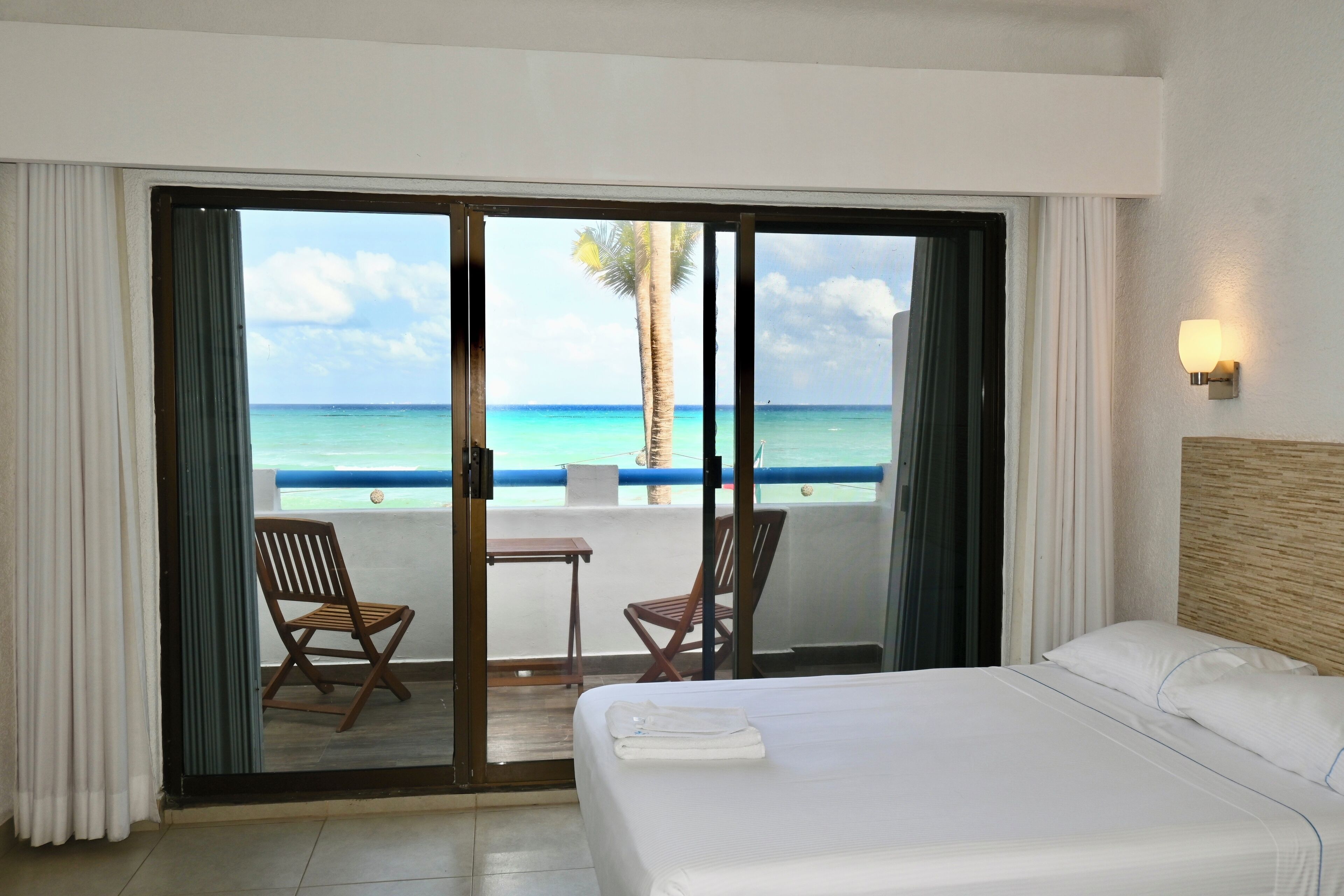 Foto - Pelicano Inn Playa del Carmen - Beachfront Hotel