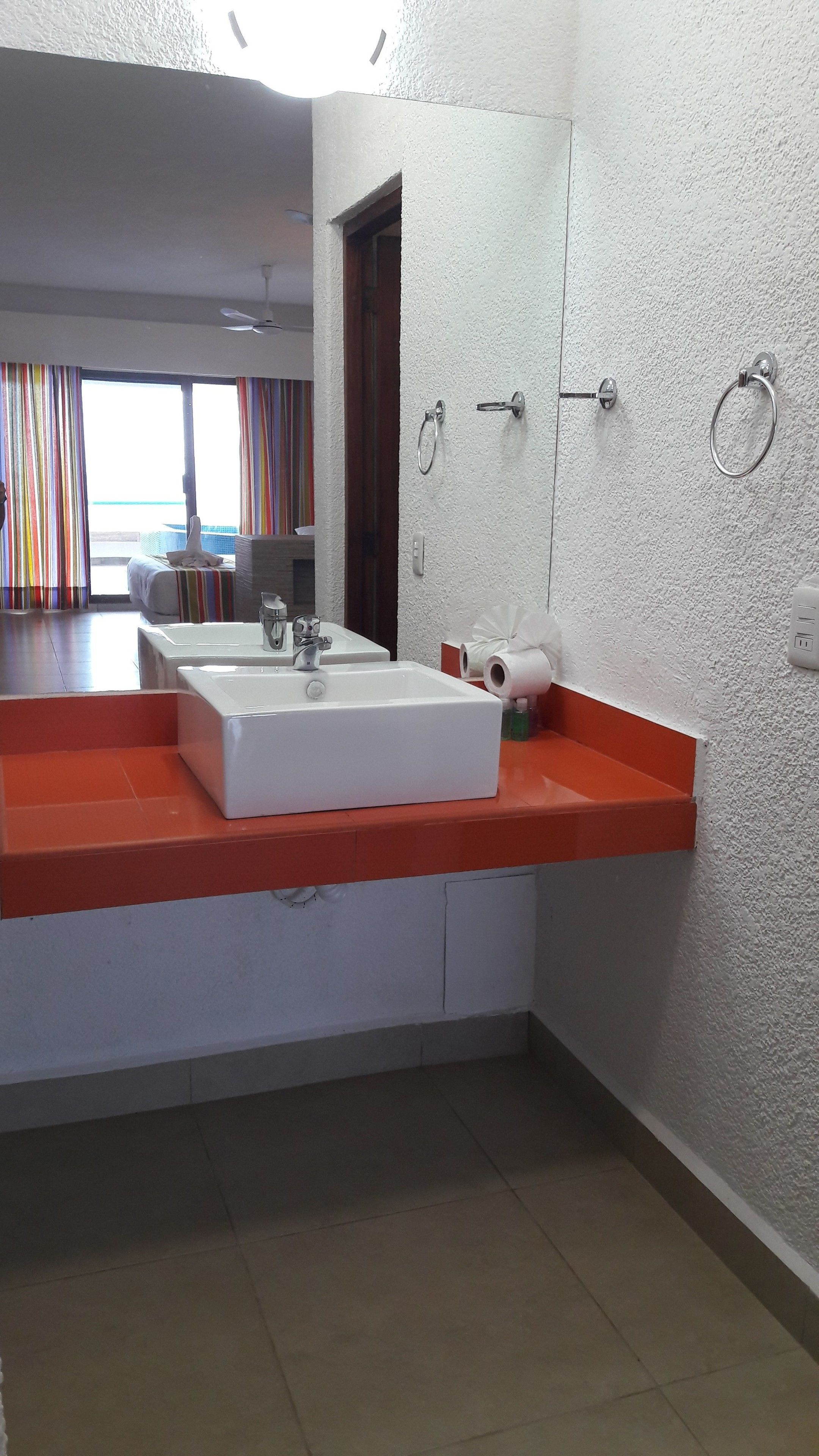 Photo - Pelicano Inn Playa del Carmen - Beachfront Hotel