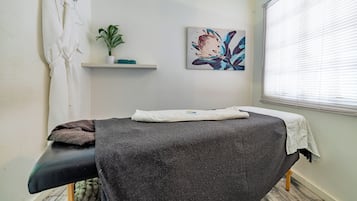 Lichaamsbehandelingen, diepe bindweefselmassages, gezichtsbehandelingen