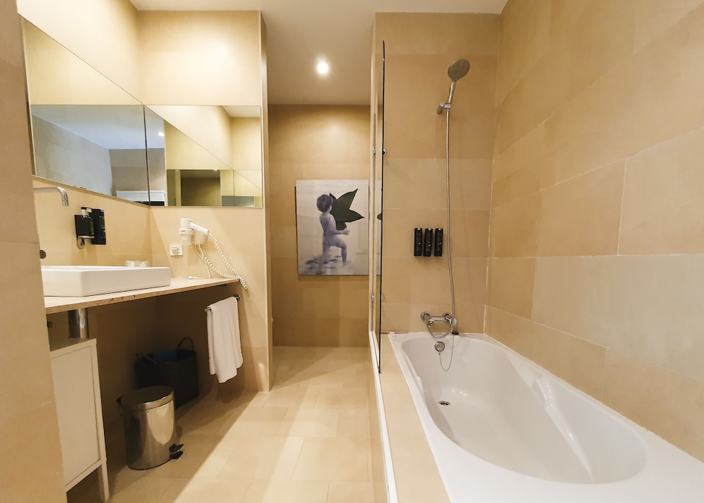 La Posada (de Babel) by null