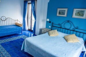 Suite with Sea View | Minibar, in-room safe, desk, free WiFi - Rocce Azzurre (Lipari)
