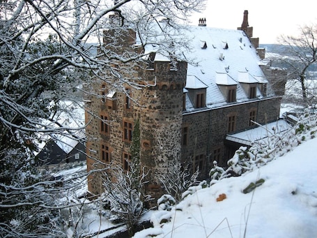 Esterni. Hotel Burg Staufenberg