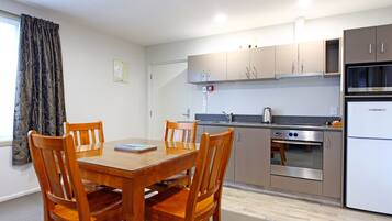 Premium Suite, Non Smoking, Kitchen (FIFA World Cup Live Available) | Private kitchen