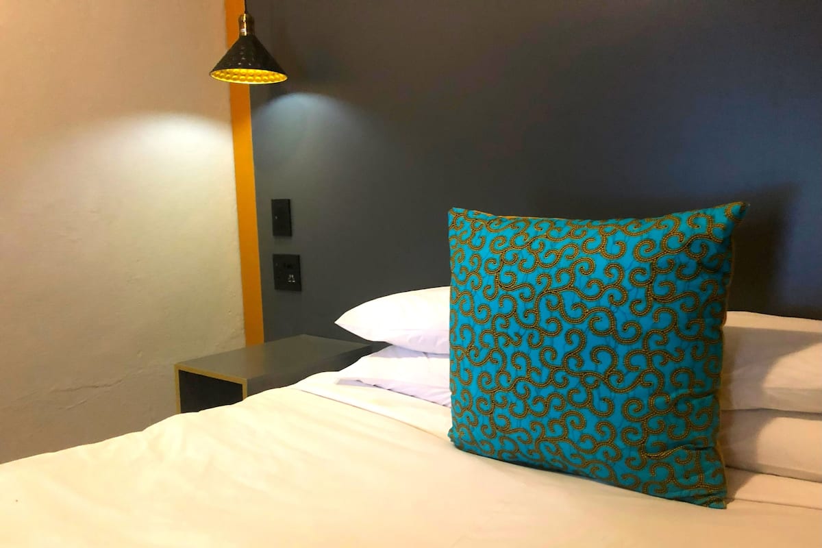 Standaard kamer, 2 eenpersoonsbedden, toegang tot zwembad, uitzicht op zwembad | 3 slaapkamers, een minibar, individueel gedecoreerd