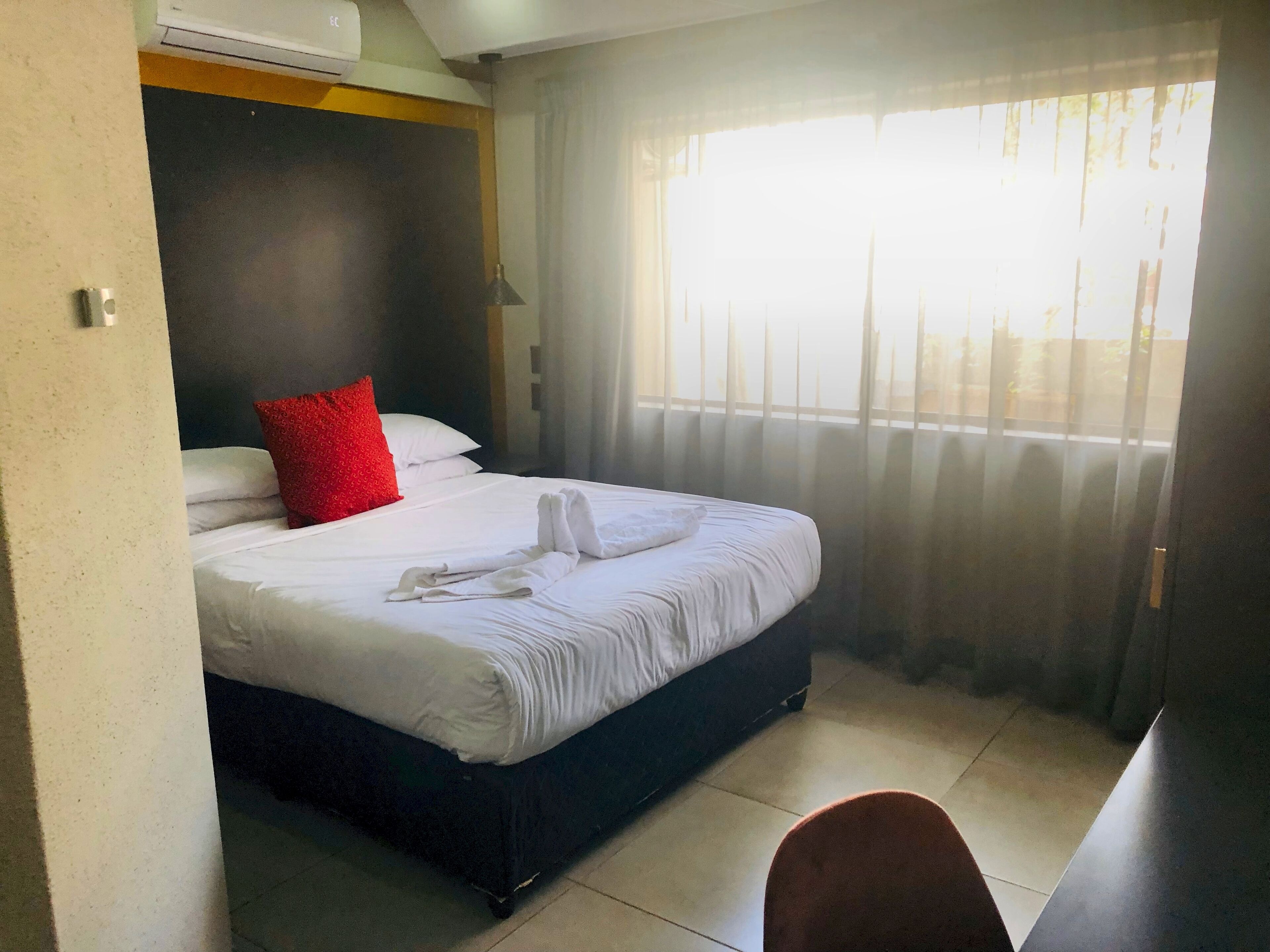 Standard Double Room, 1 Double Bed | Minibar, individually decorated, individually furnished, bed sheets
