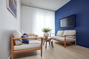 Familie-loftsleilighet | Blendingsgardiner, wi-fi (inkludert) og sengetøy