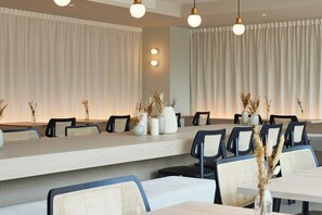 Frokostbuffé hver dag (EUR 22 per person)