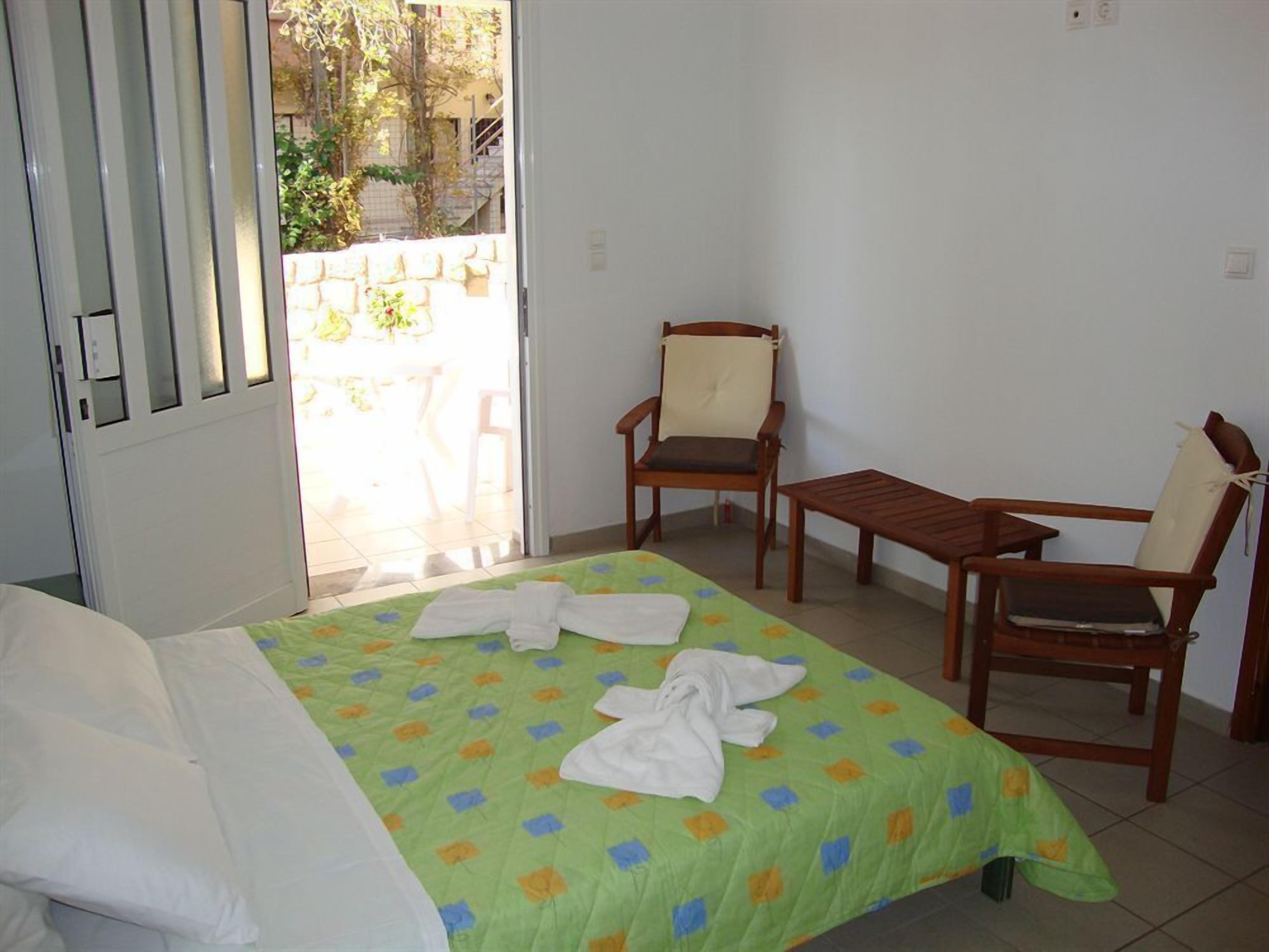 In-room safe, blackout drapes, soundproofing, free WiFi