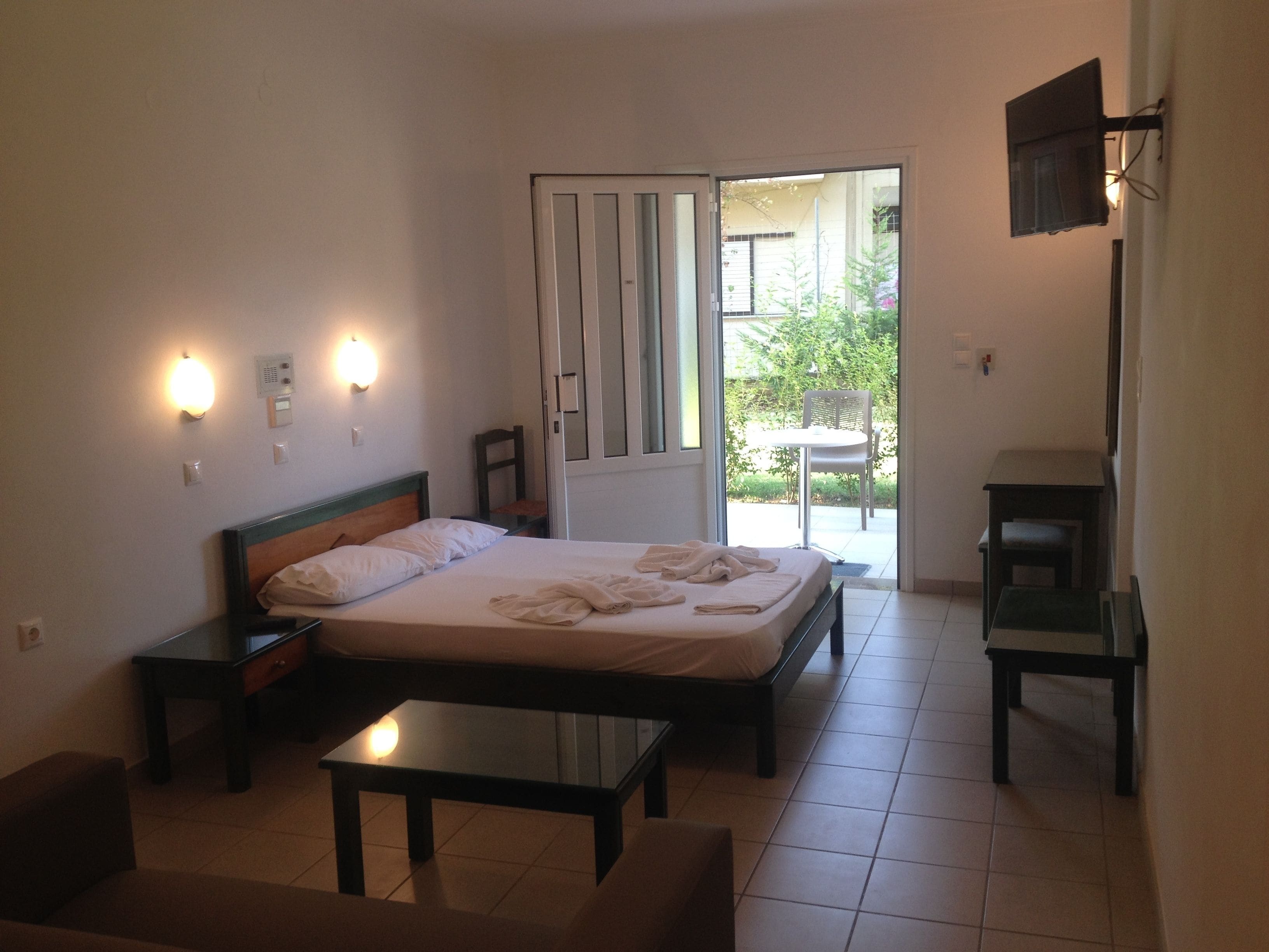 in-room safe, blackout curtains, soundproofing, free wifi