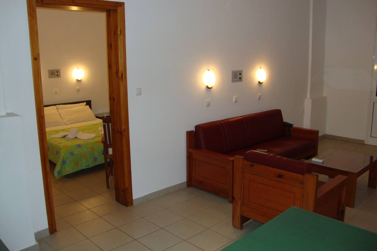 family room | living room | flat-screen tv