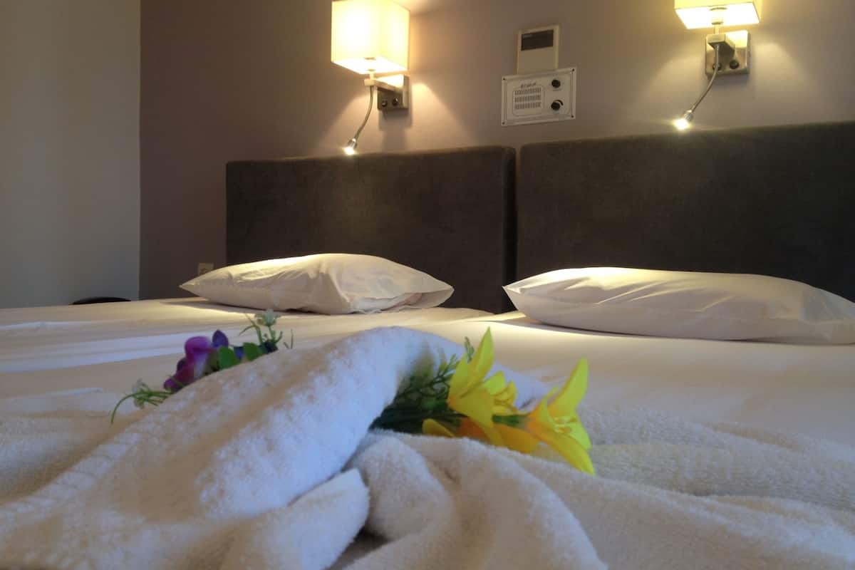 in-room safe, blackout curtains, soundproofing, free wifi