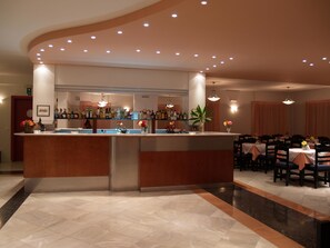 Bar (on property) - Hotel Kyriaki (Chania)