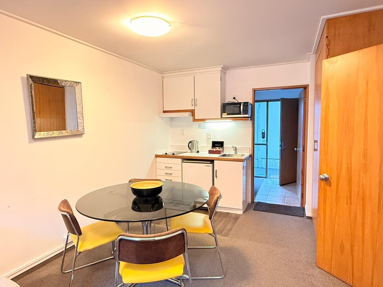 Foto - Amity Serviced Apartments