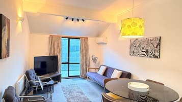 Family Apartment, 2 Bedrooms, Mountain View (Amity) | Living area