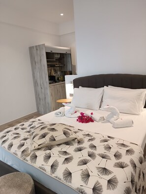 1 habitación, ropa de cama de alta calidad y colchones Select Comfort 