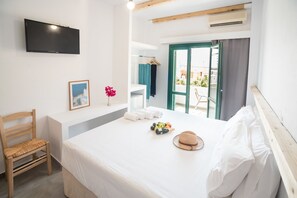 1 bedroom, premium bedding, Select Comfort beds, in-room safe