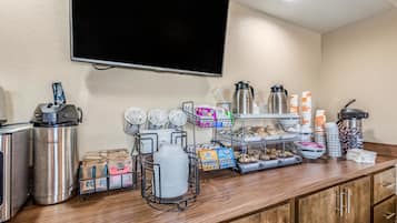 Free daily on-the-go breakfast