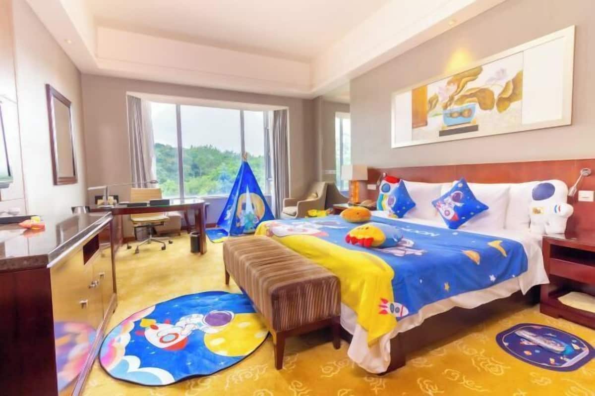 Soundproofing, alarm clocks
