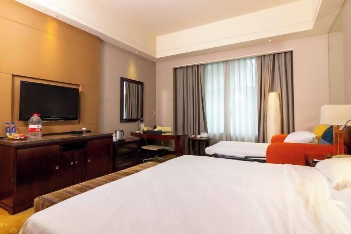 Soundproofing, alarm clocks